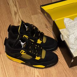 Jordan 4 Retro Yellow Thunder
