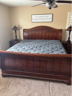 King size bed set