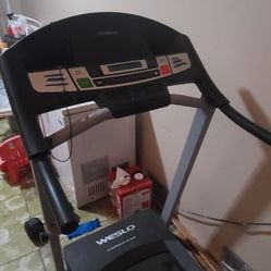 Used Weslo Cadence G 5.9 Treadmill for Sale 