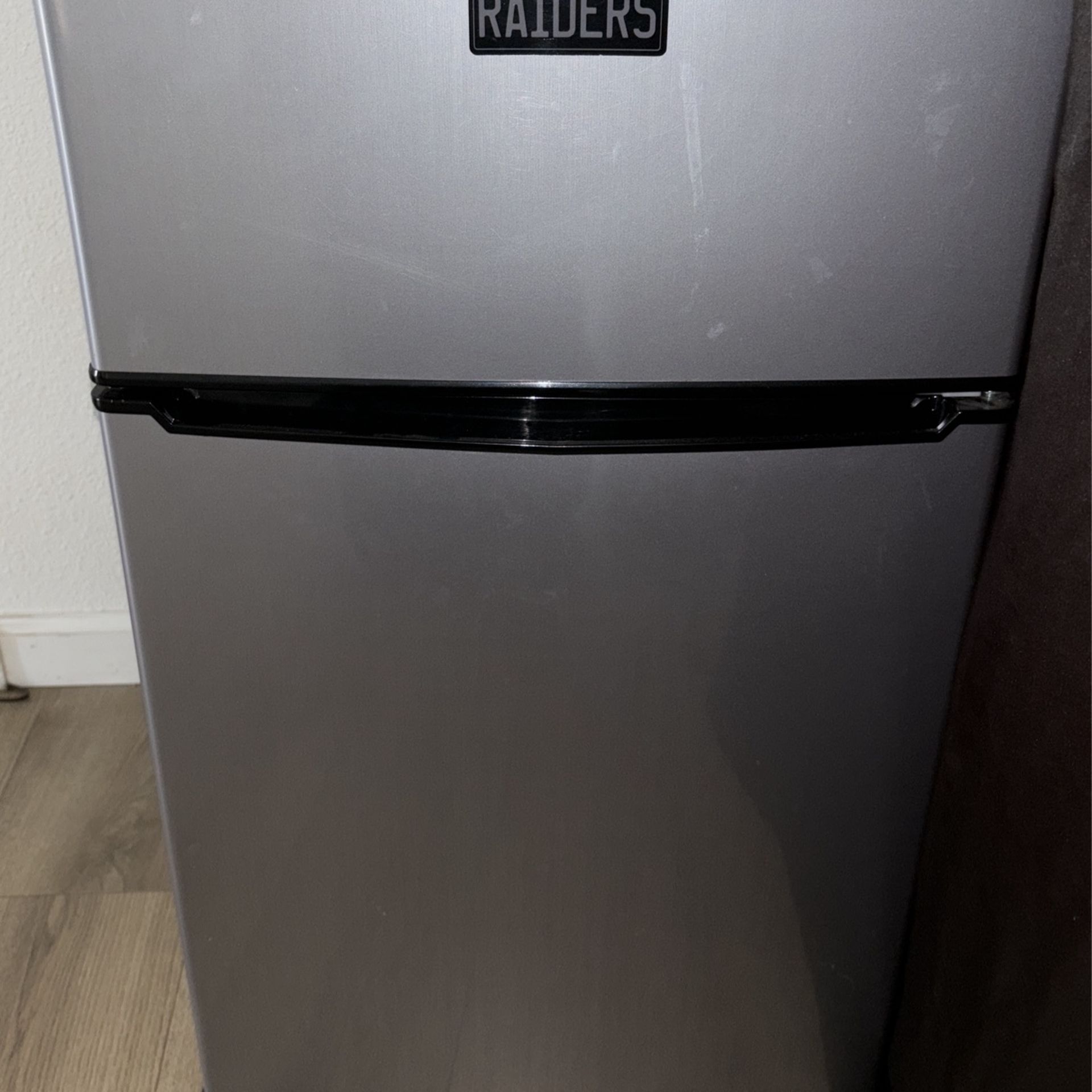 RAIDERS MINI FRIDGE 