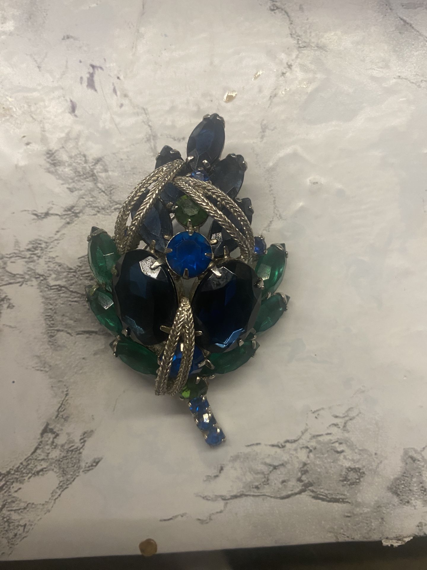 Vintage Brooch Silver With Rhinestone