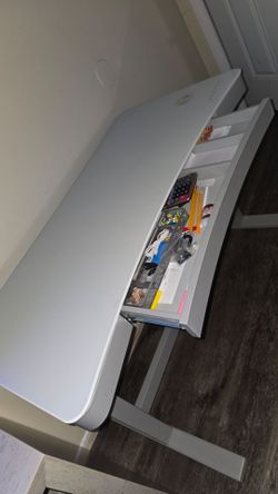 Computer desk / office Desk / Electric
