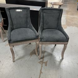 Set Of 2 Dining Chair With Neutrally Wood Legs 