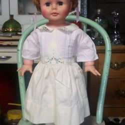 Vintage 1960"S 22 Inch ideal Toy Corp "Kissy Doll"