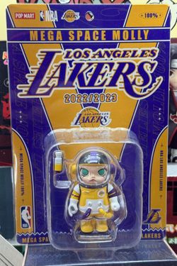 POPMART MEGA SPACE MOLLY 100% LOS ANGELES LAKERS