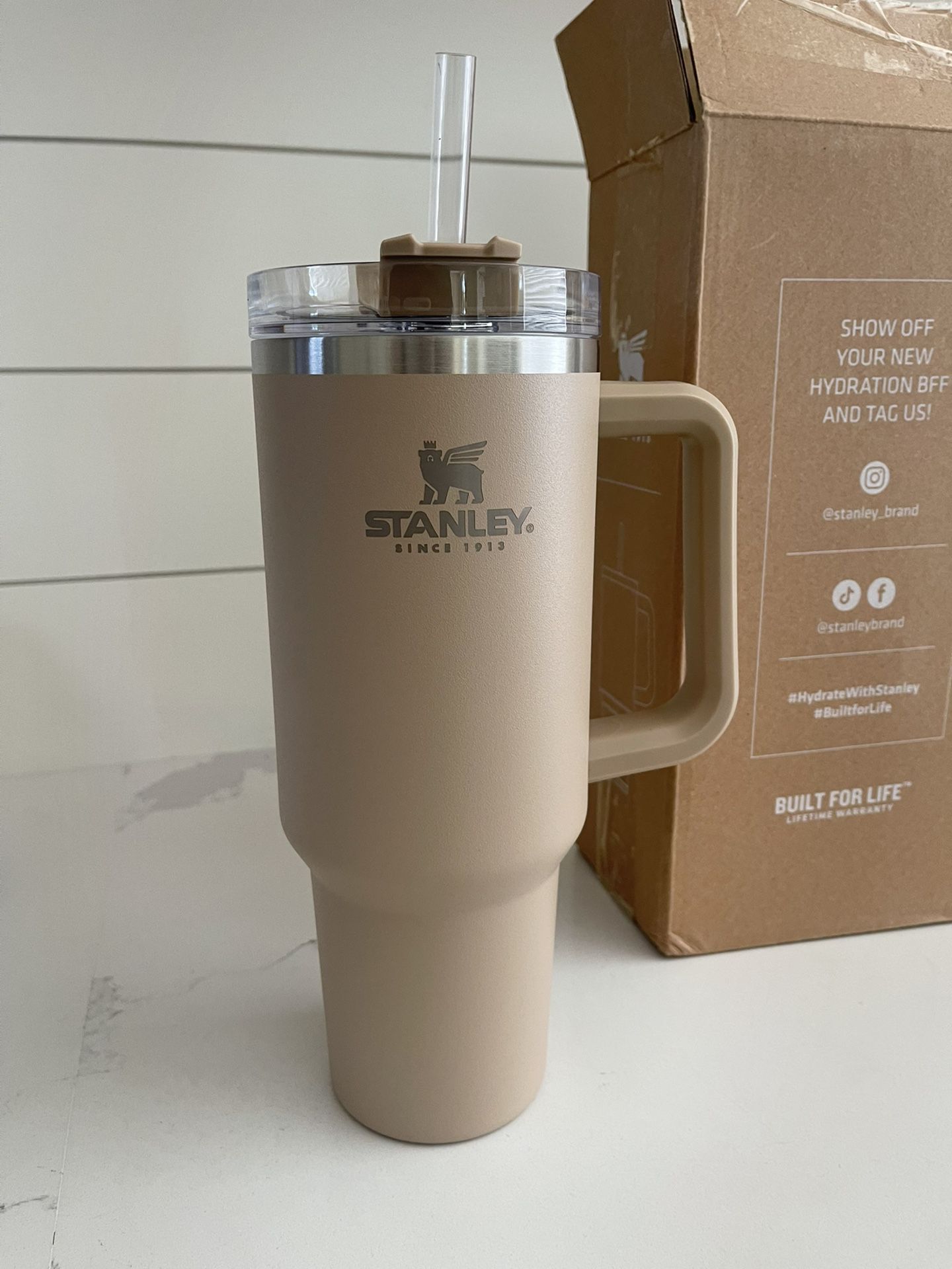 Stanley, Dining, New Stanley Adventure Quencher Travel Tumbler 4 Oz  Driftwood Tan