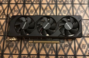 GIGABYTE GeForce RTX 5060 OC Low Profile 8G 8GB 128-bit GDDR7 Graphics Card