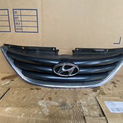 2011-2013 Hyundai Sonata Front Bumper Grille