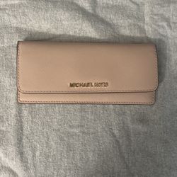 Michael Kors (Beige Wallet)