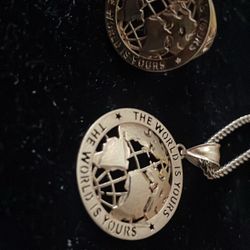 10k The World Is Yours Chain And Ring