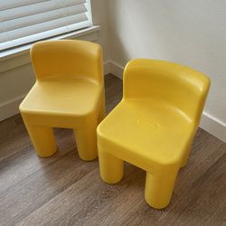Vintage Little Tikes Indoor/Outdoor Toddler Chair 