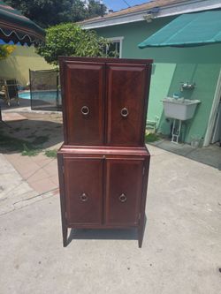 Bombey Cabinet