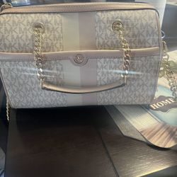 MK PURSE 