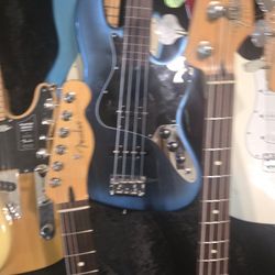 Yard Sale Vintage Fender USA Guitar Bass Stratocaster Telecaster Mustang Jazz P 4 5 6 String MIM Case