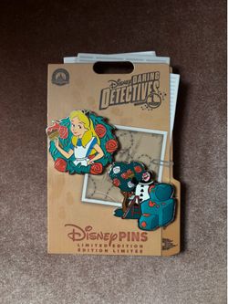 Disney Alice in Wonderland limited edition Pin
