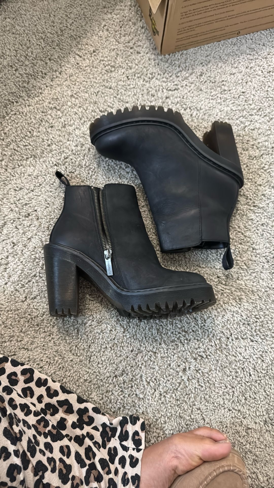 Dr. Martens Magdalena Chelsea Boot