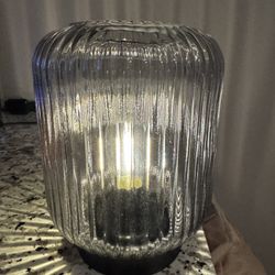 Lámpara de mesa inalámbrica, funciona con pilas, lámpara pequeña con bombilla LED, lámpara decorativa de cristal para dormitorio, sala de estar, decor