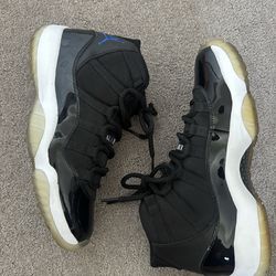 Space jams 09 size 9.5 USED