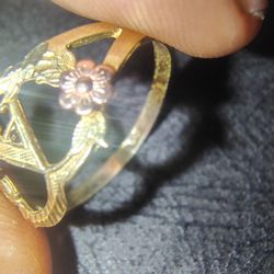 10k GOLD RING