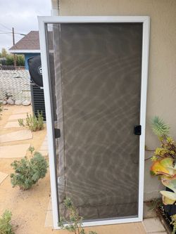 Milgard Screen sliding doors