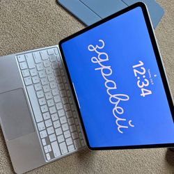 iPad pro 12.9 2025 M4 1TB with White magic Keyboard 