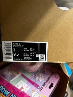 Kyrie 8 shoes size 8 men  9.5 women