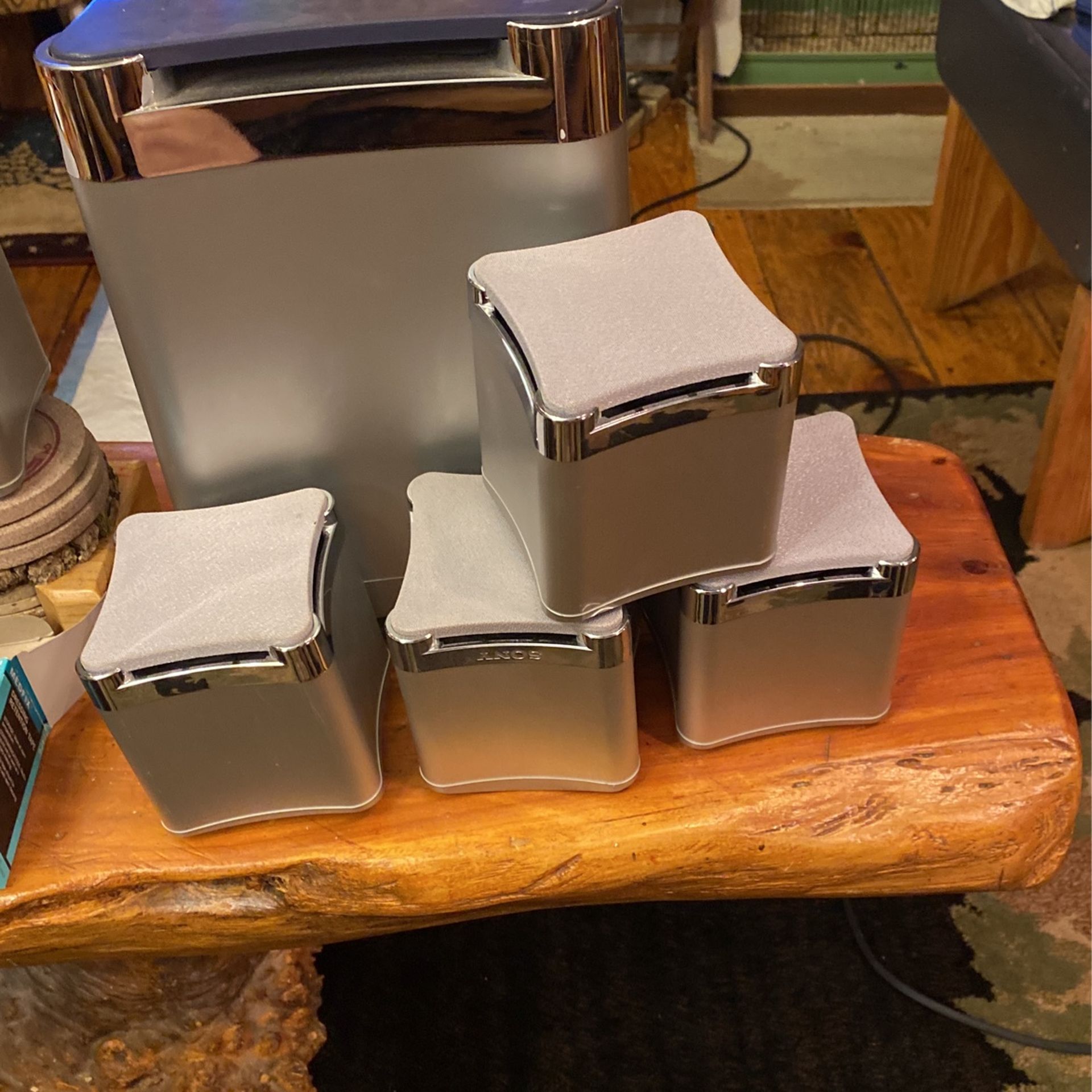 Sony Sub Woofer And 5 Speakers