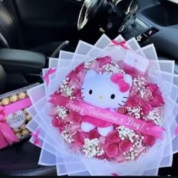 Hello kitty Valentine bouquet 