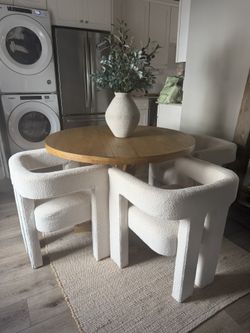 Dining Room Table and Chairs And Rug