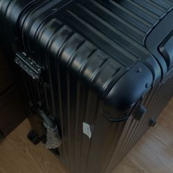 Rimova Truck Plus Model Alike Travel Case