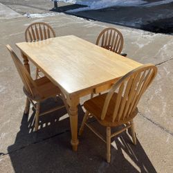 Mid-Century Style Light Oak Dining Set – Table & 4 Chairs