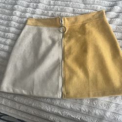  Zara skirts Size Medium 