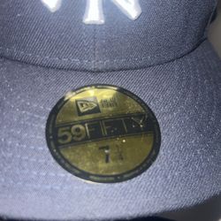 New York Yankees Fitted Hat for Sale in Castro Valley, CA - OfferUp