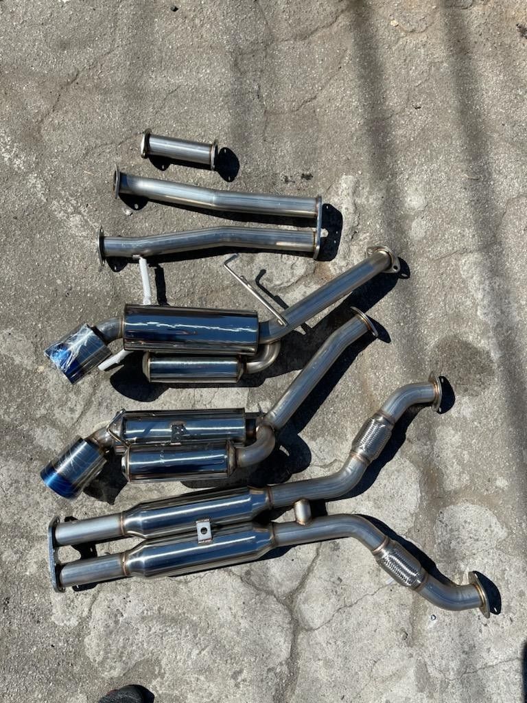 03-07 G35 Catback Exhaust BUY AS IS