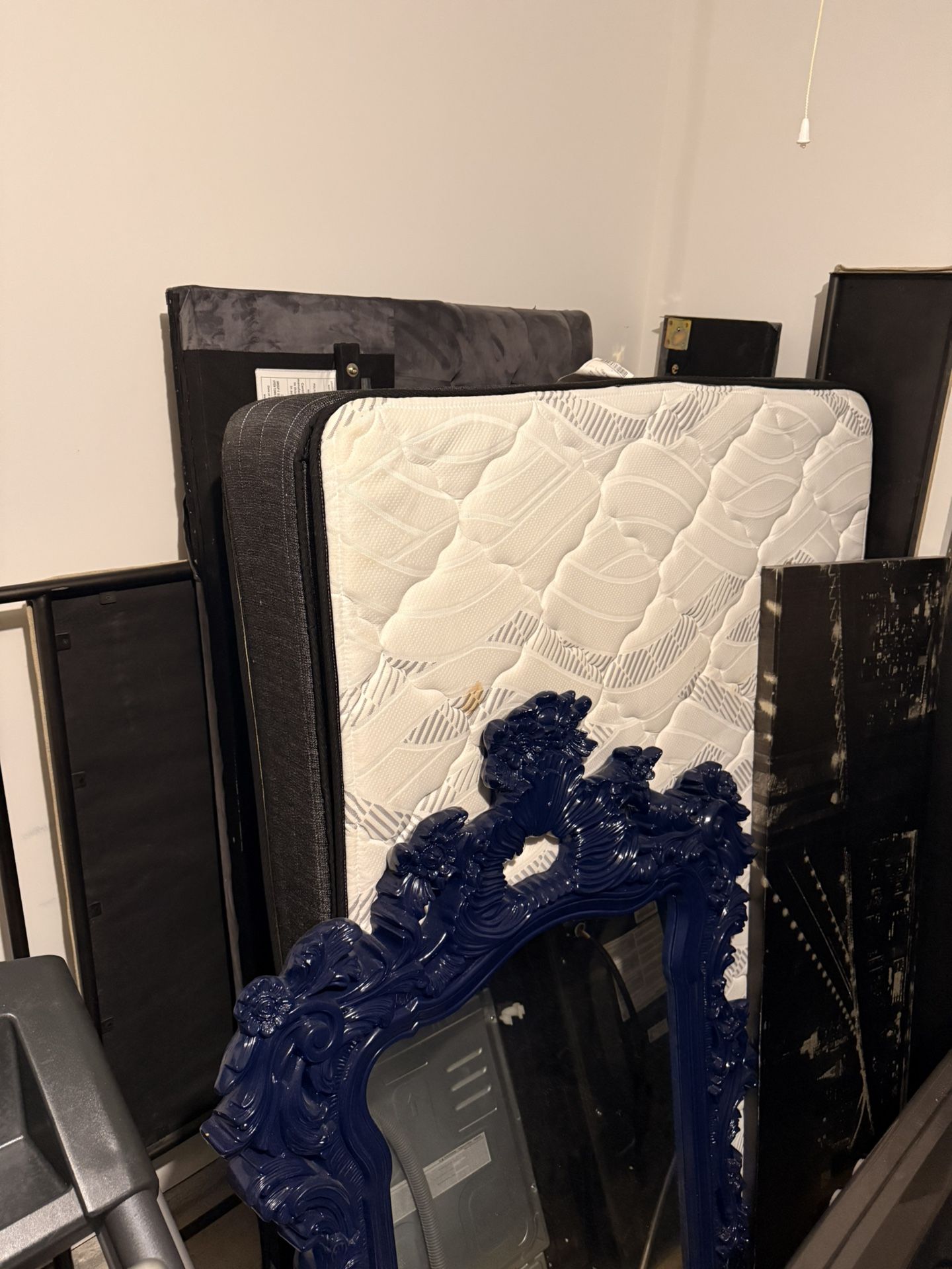 Mattress & Bed Frame