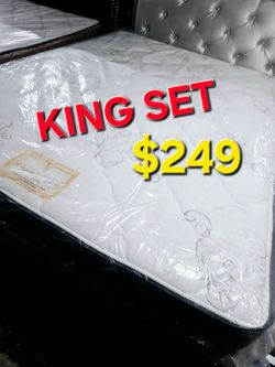 KING SET $249 << MATTRESS  AND BOX SPRING