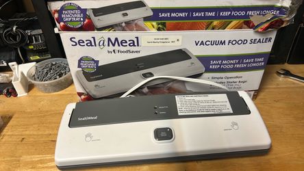 Seal-a-Meal by FoodSaver Vacuum Food Sealer