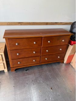 Long Wood 6 Drawer Dresser $25 - has wear but could be refinished - pick up in 34746 zip