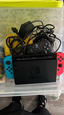 Nintendo switch controllers and games