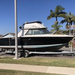 29’ sportfisher - Open to trades - classic car/truck