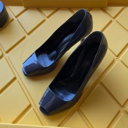 Grey Shiny Open Toed Highheel