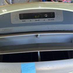 Frigidaire Portable Air Conditioner 