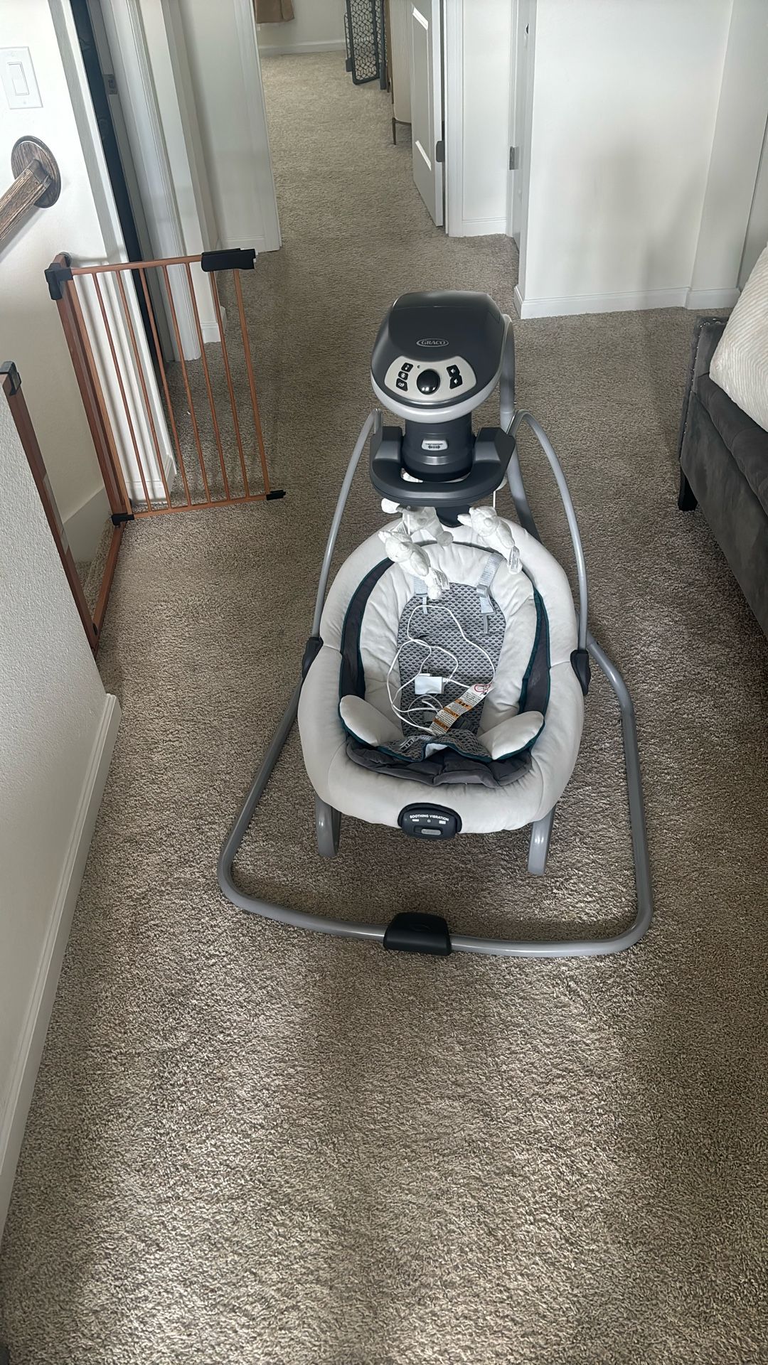Baby swing