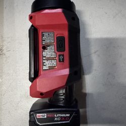 M12 ROVER Multi-Directional Flood Light w/ PACKOUT Compatibility