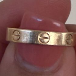 Gold ring size 7