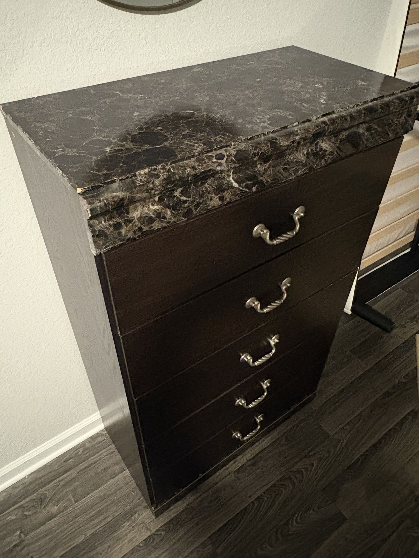 5 Drawer Dresser Chest