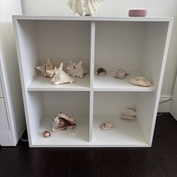 Cube Book Shelf