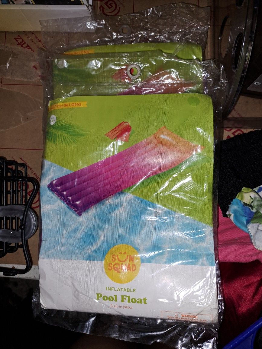 Inflatable Pool Float. Built In Pillow 5 Ft 7 1/2 In Long