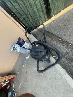 Vacuum cleaner colors, black