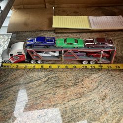 Maisto Semi Truck Transporter